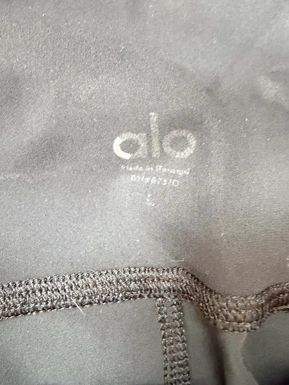 Alo Yoga High-Waist Ripped Warrior Leggings Black